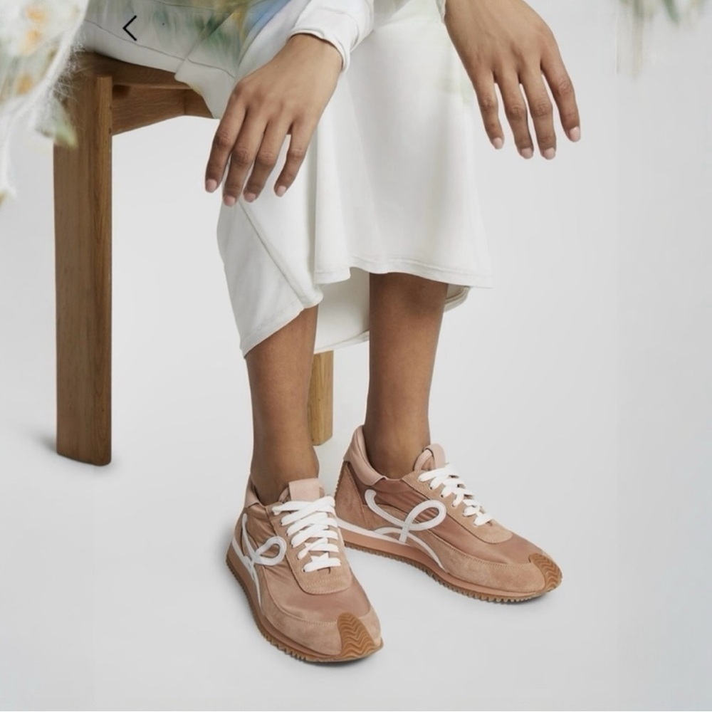 Loewe Flow Logo Runner Sneaker Nylon Suede Powder Pink Tennis shoe New Size 37